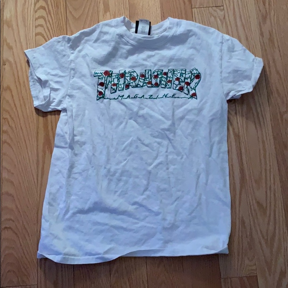 Thrasher roses tee. NEVER WORN unisex